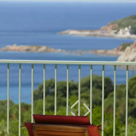 Residenza L 'alivetu アパートホテル カルジェーズ