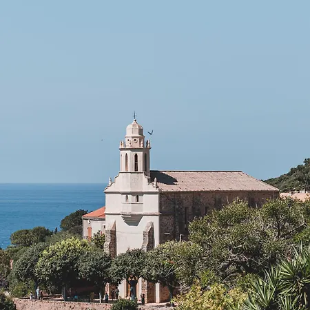 Residenza L 'alivetu カルジェーズ