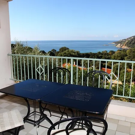 Aparthotel Residenza L 'alivetu 3*