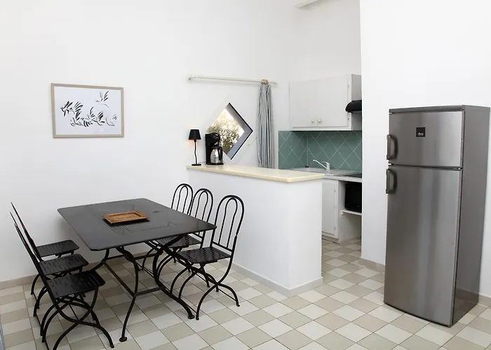 Residenza L 'alivetu Aparthotel